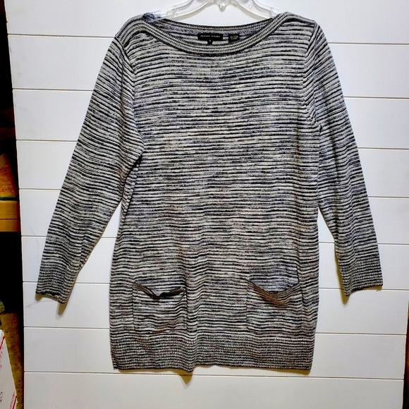 Jeanne Pierre size Large - Picture 1 of 2